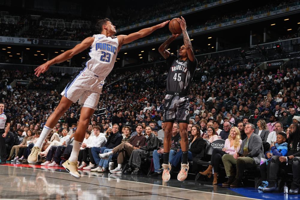 并附带买断 并附带买断