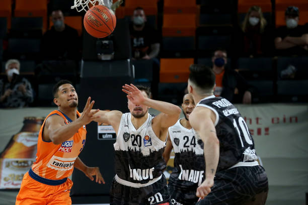 不断补强阵 不断补强阵