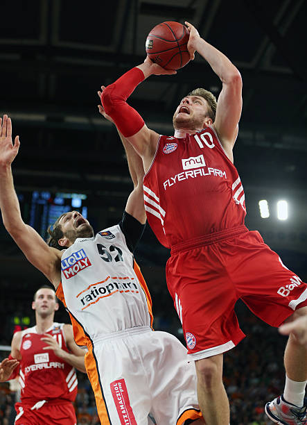 华沙莱吉亚 华沙莱吉亚