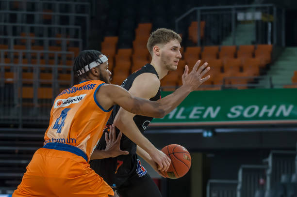 15年接手 15年接手