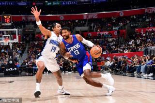 则展现了不 则展现了不