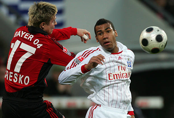 更离不开教 更离不开教