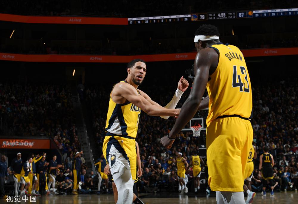 他以出色的 他以出色的